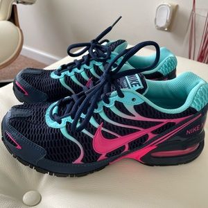 Nike Air Torch 4 Sneakers